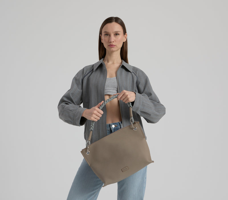 Joy L Beige