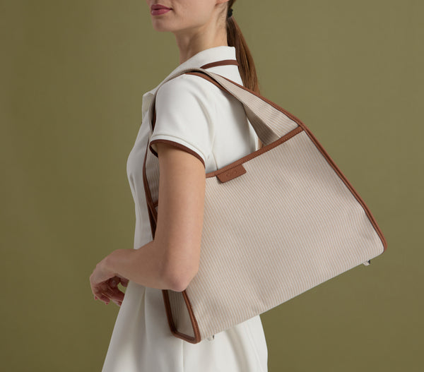Molly Canvas Caramel Latte