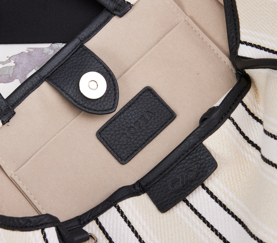 Molly Canvas City Black Stripe